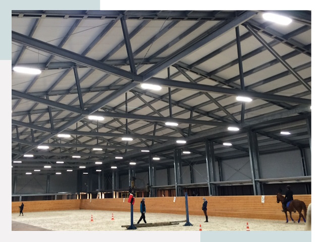 Строительство конных манежей от 616 руб в Вологда