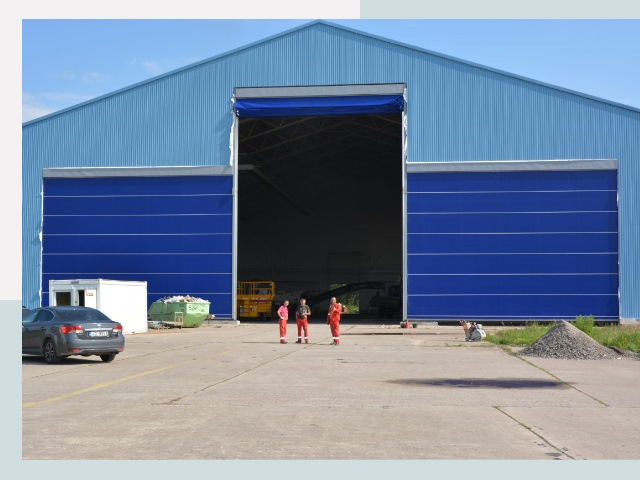 Ангарные ворота в Вологда от СтальСтрой-Вгд по цене 616 руб.